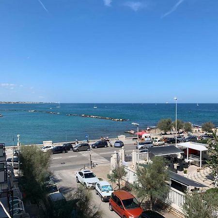 Skandivi Appartement Bari Buitenkant foto